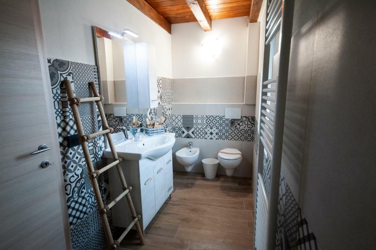 B&B Tenuta Legnate Sesto Calende Dış mekan fotoğraf